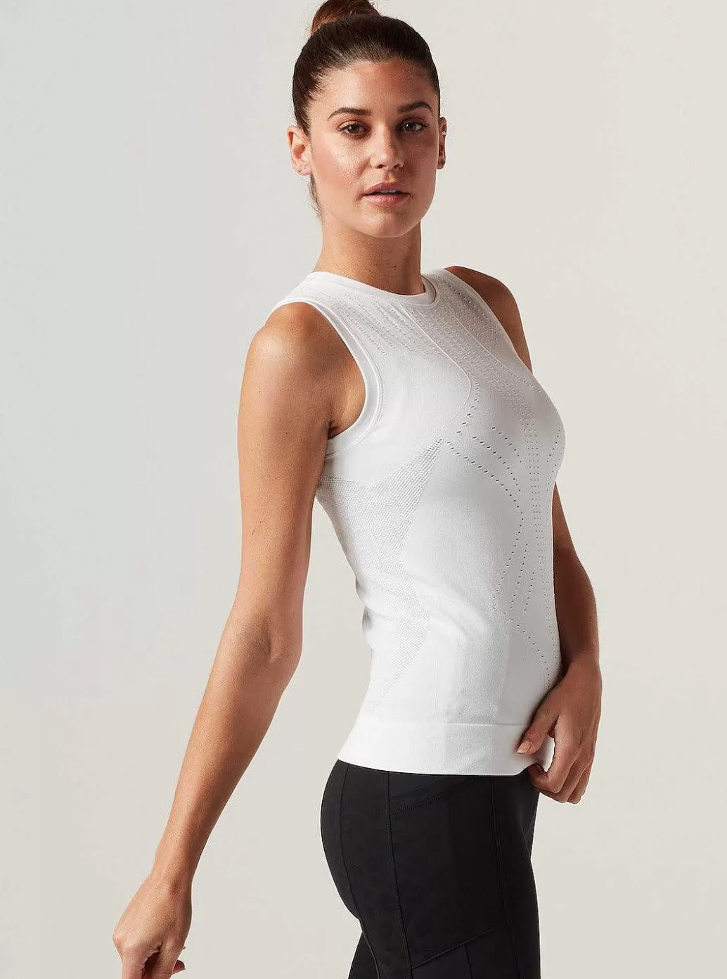 Flash Sale Blanc Noir Infinity Top White