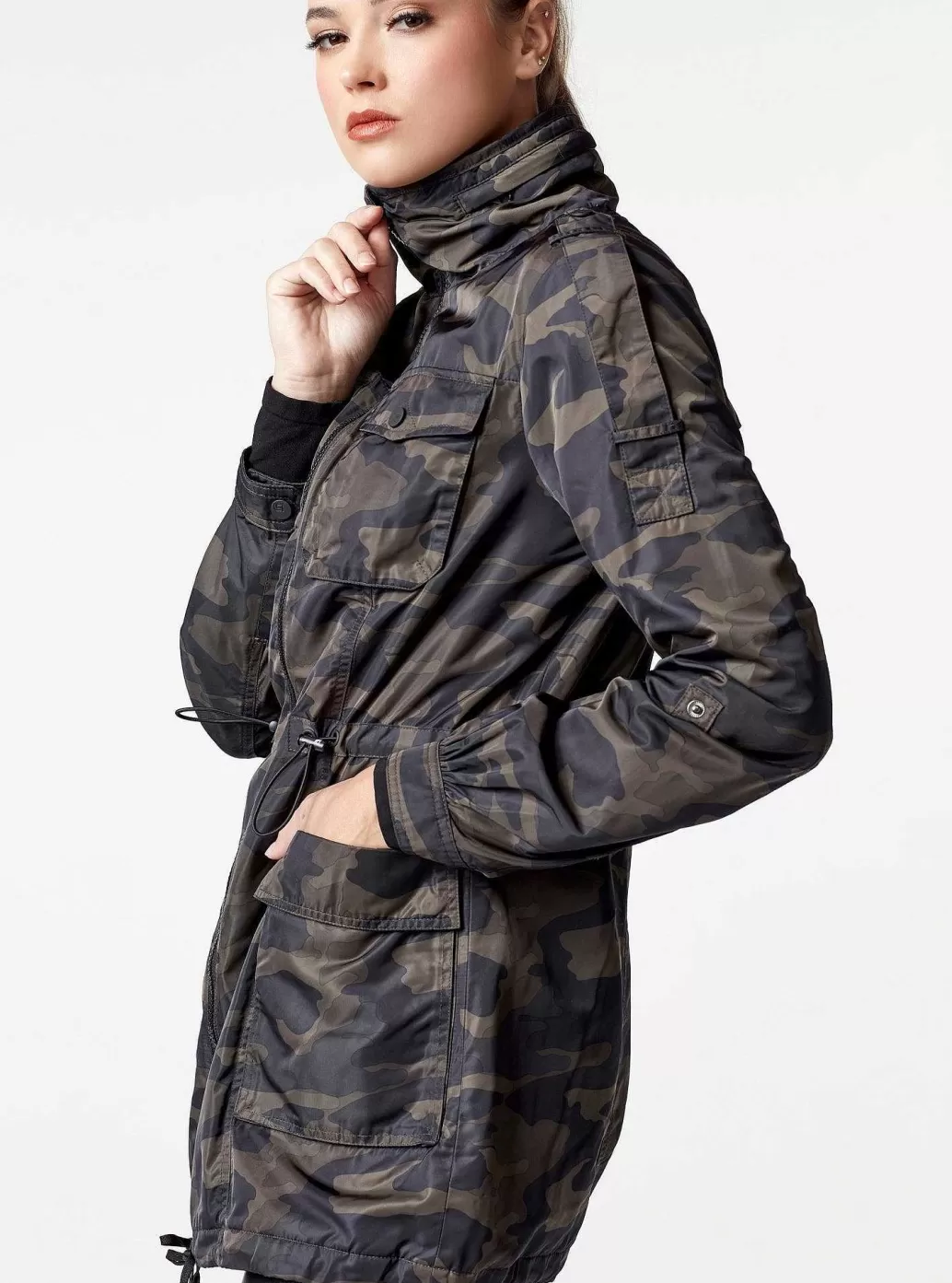 Best Blanc Noir Mastermind Anorak Camo