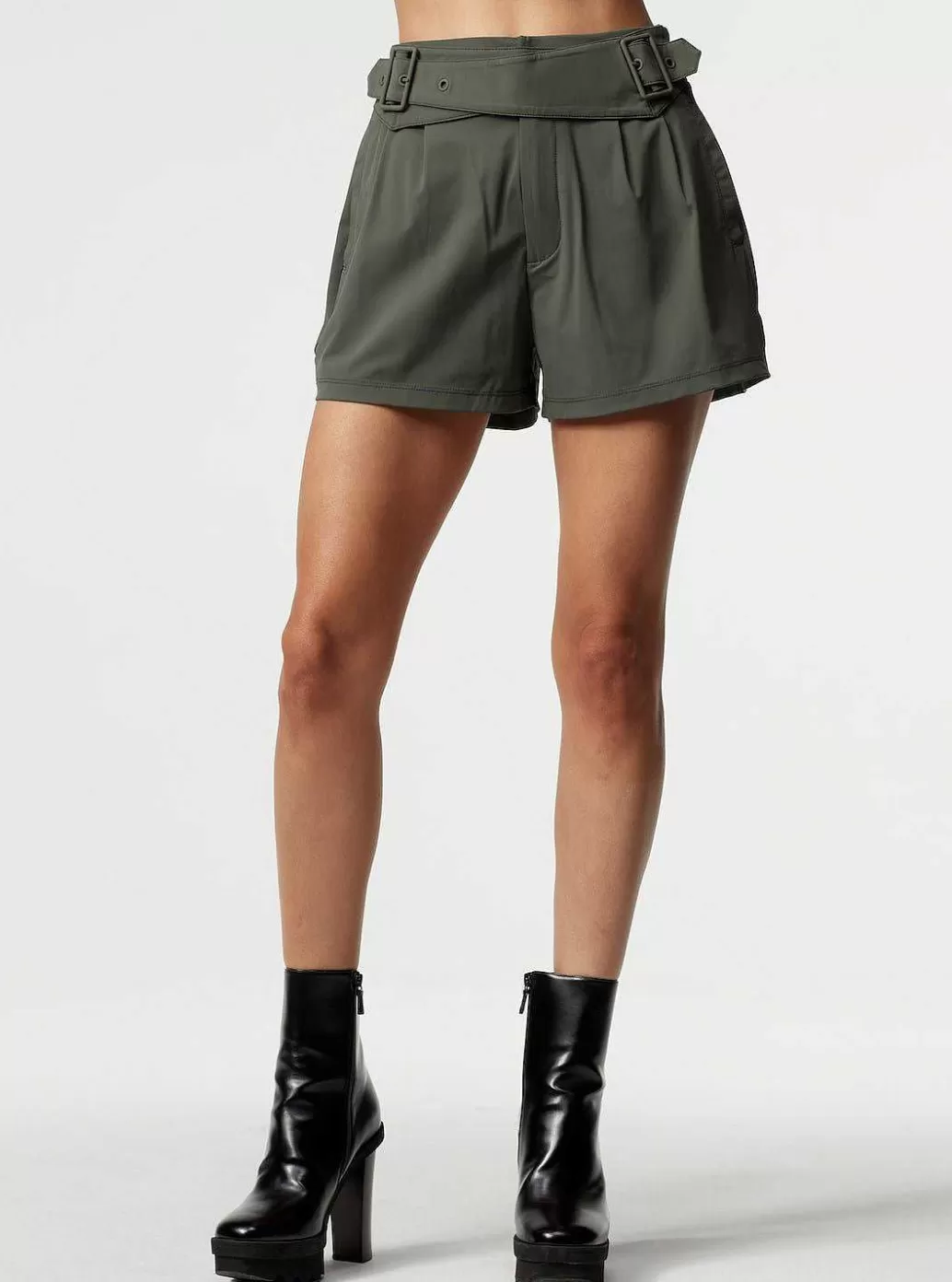 Shop Blanc Noir Mastermind Utility Short Rifle Green