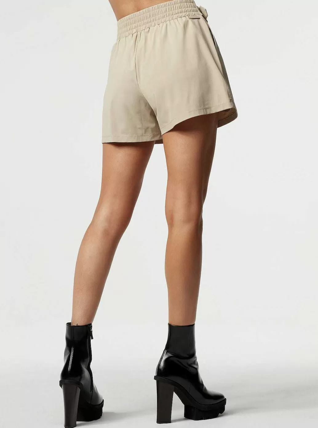 Flash Sale Blanc Noir Mastermind Utility Short Safari