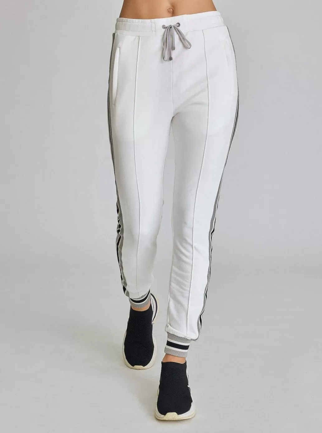 Outlet Blanc Noir Porto Sporty Pant Cloud Dancer Combo