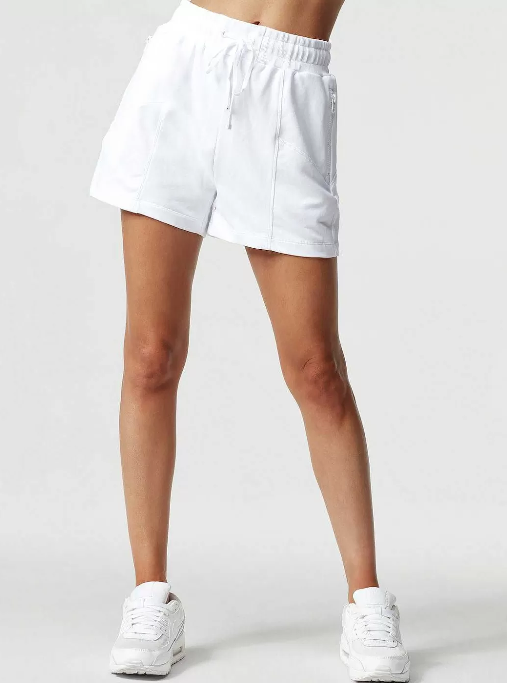 Fashion Blanc Noir Tempest Short White