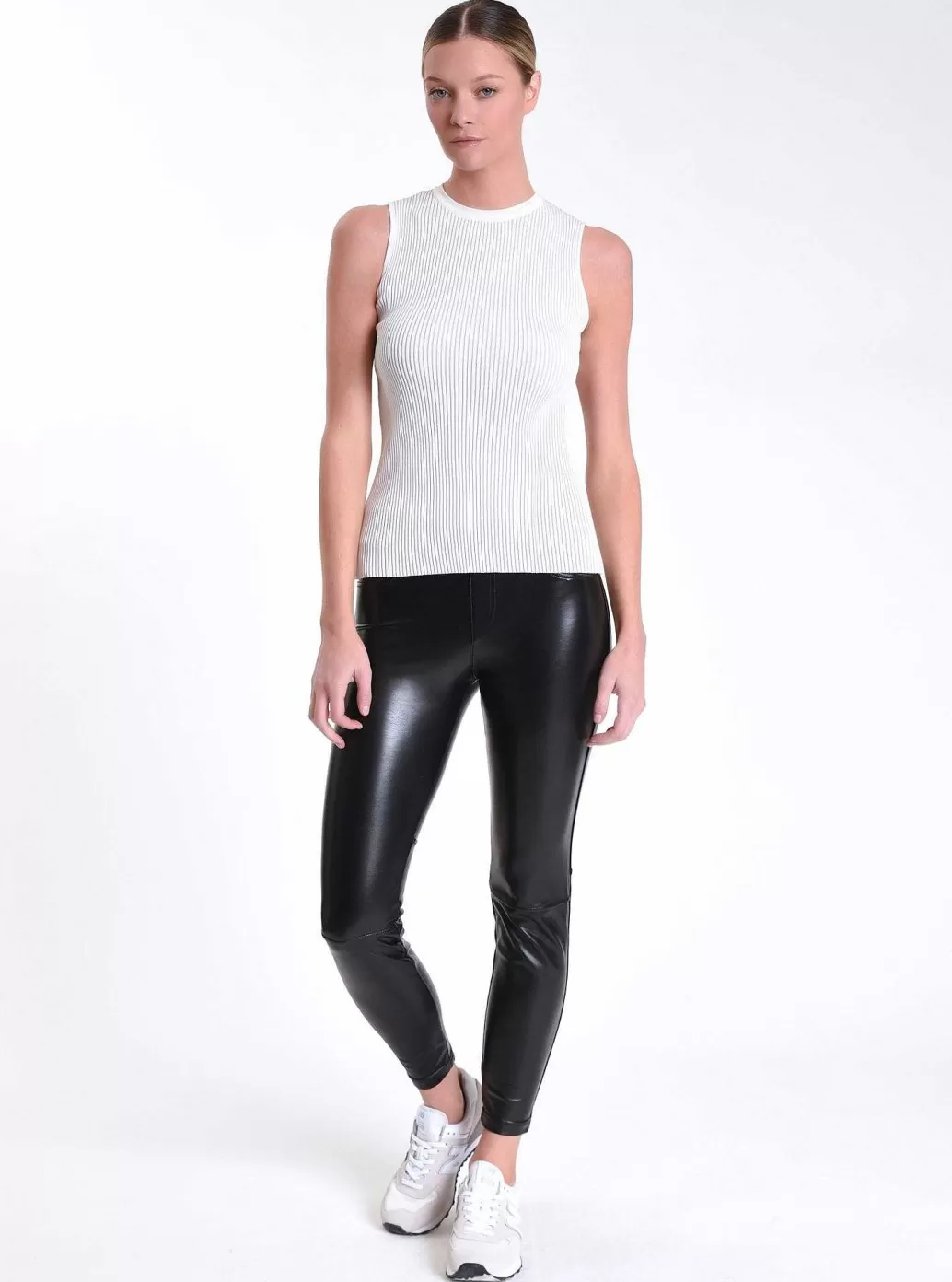 Hot Blanc Noir Two Tone Rib Tank