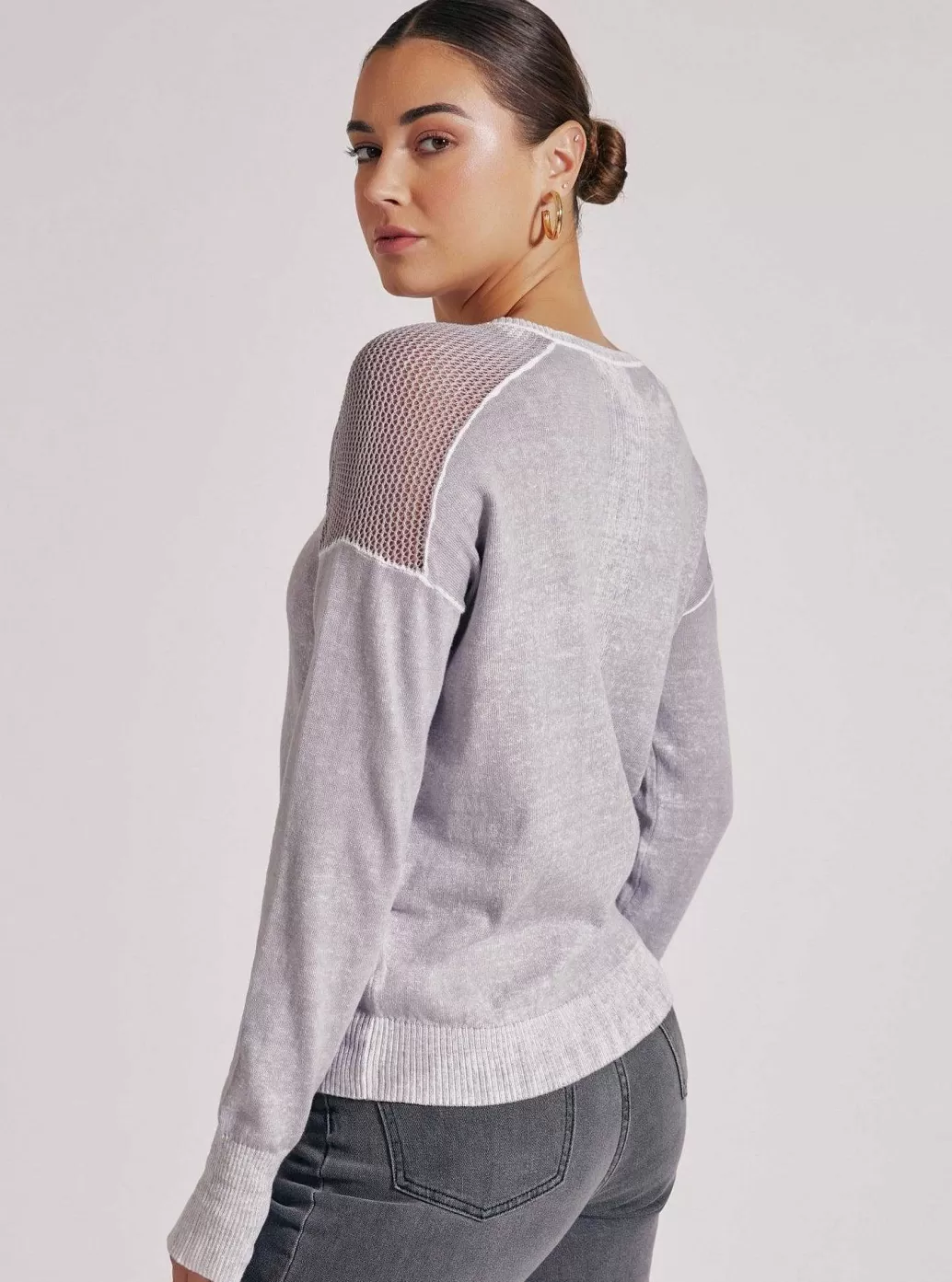 Store Blanc Noir V-Neck Huntress Sweater Raindrops